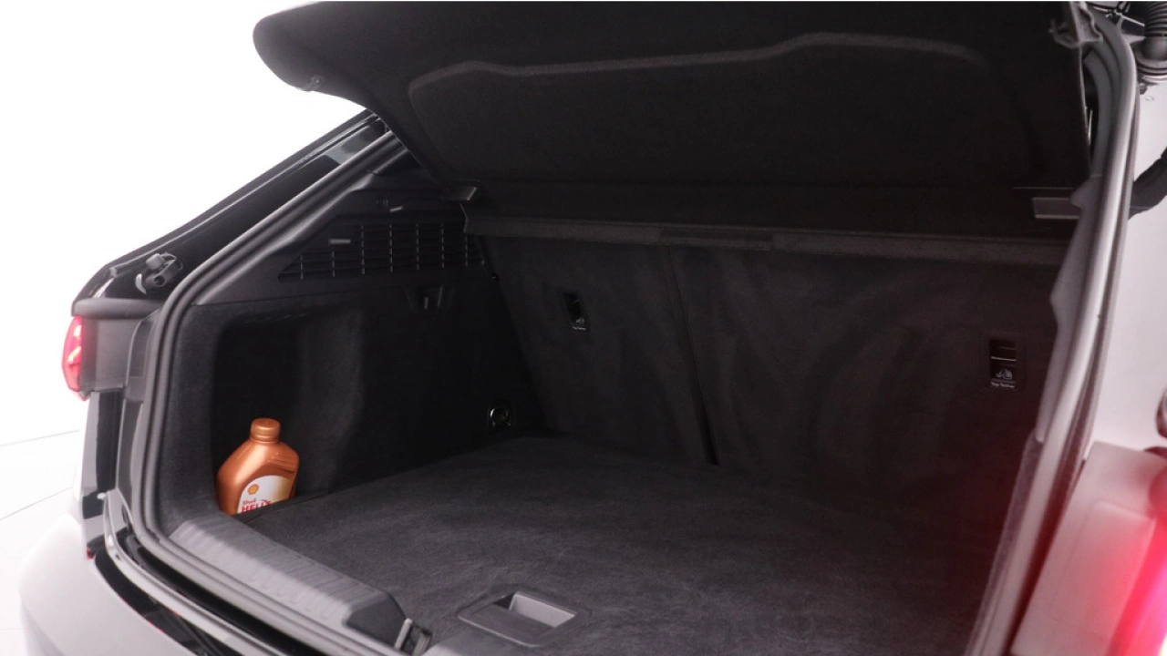 Audi A3 Sportback 30 TFSI 110Pk S Edition / Audi Sound / Hold assist / PDC Achter
