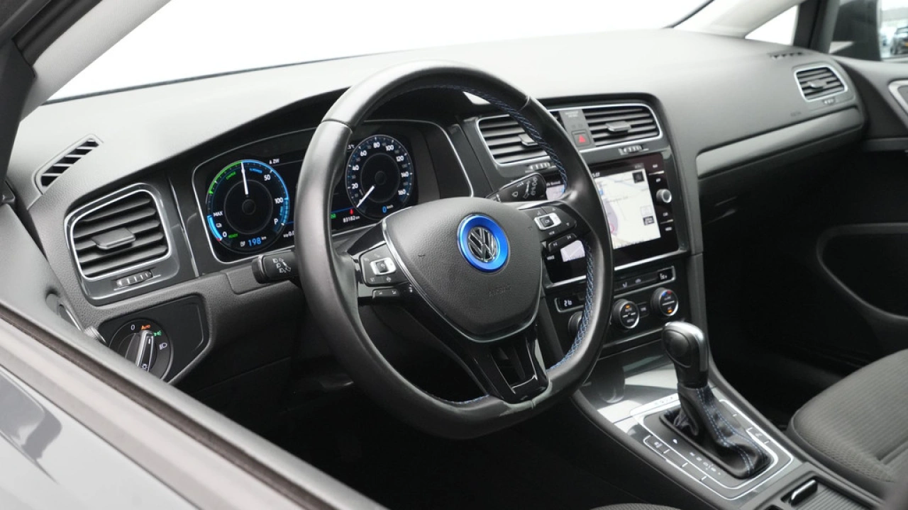Volkswagen e-Golf E-DITION 136pk