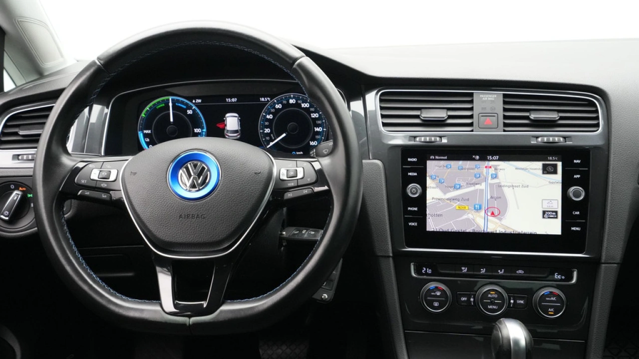 Volkswagen e-Golf E-DITION 136pk