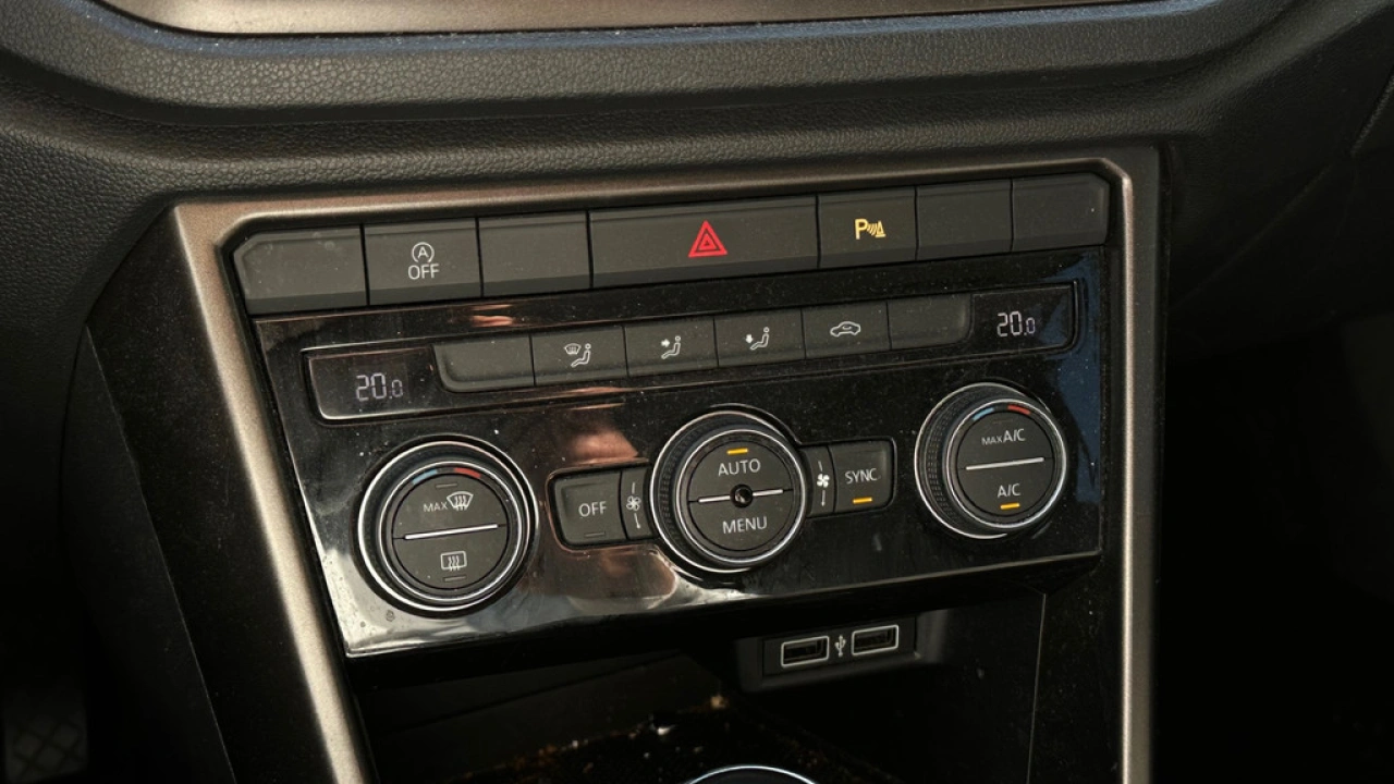 Volkswagen T-Roc 1.0 TSI 115pk Style Navigatie Camera Climatronic