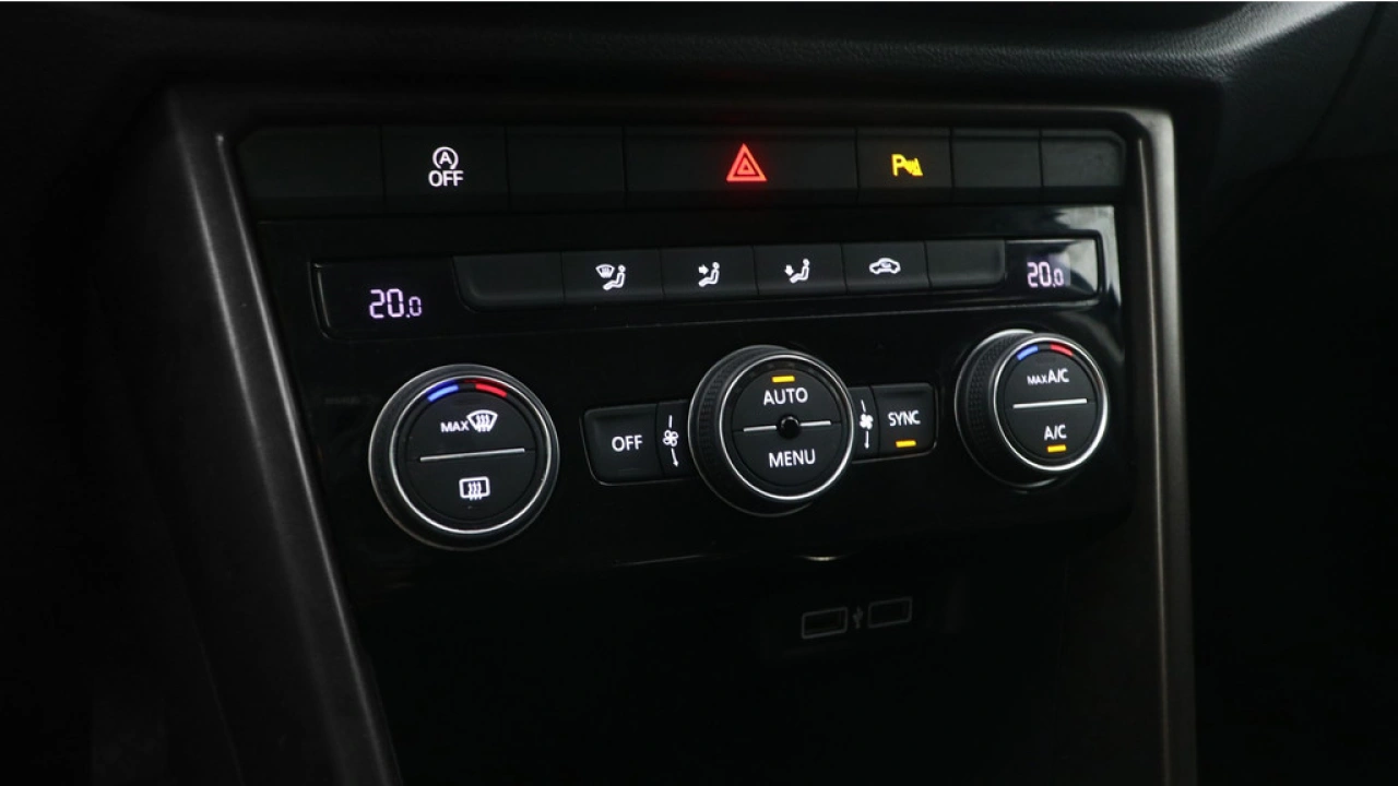 Volkswagen T-Roc 1.0 TSI 115pk Style Navigatie Camera Climatronic