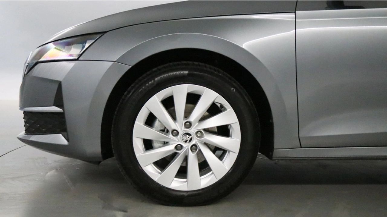 Škoda Octavia Combi 1.5 TSI 115pk MHEV Business Edition DSG