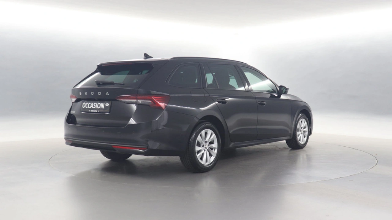 Škoda Octavia Combi 1.5 TSI 115pk MHEV Business Edition DSG