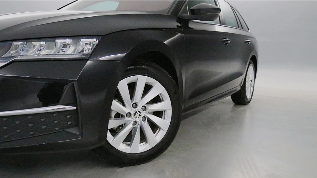 Škoda Octavia Combi 1.5 TSI 115pk MHEV Business Edition DSG