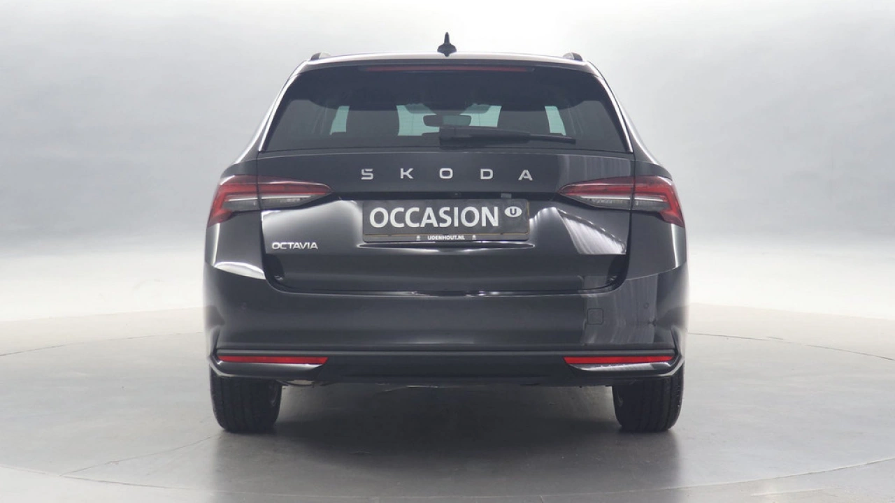 Škoda Octavia Combi 1.5 TSI 115pk MHEV Business Edition DSG