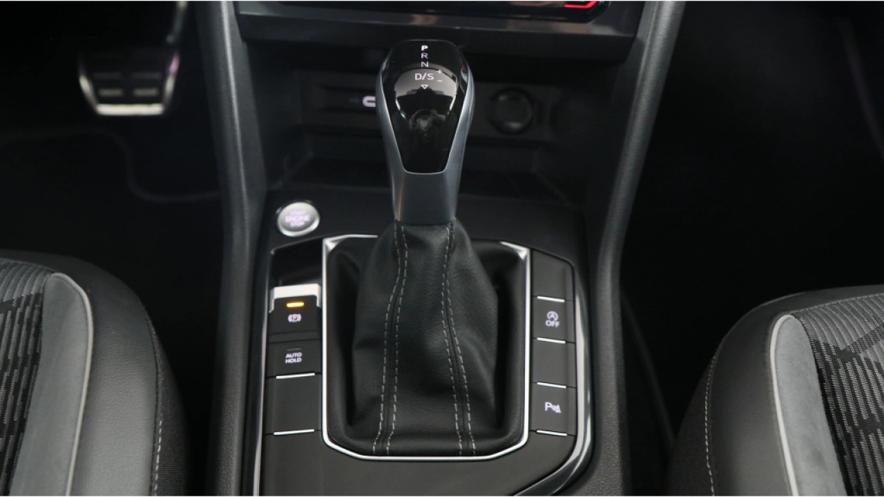 Volkswagen Tiguan Allspace 1.5 TSI R-Line Business 7p. Black Style | LED Matrix | Camera | wegkl. trekhaak