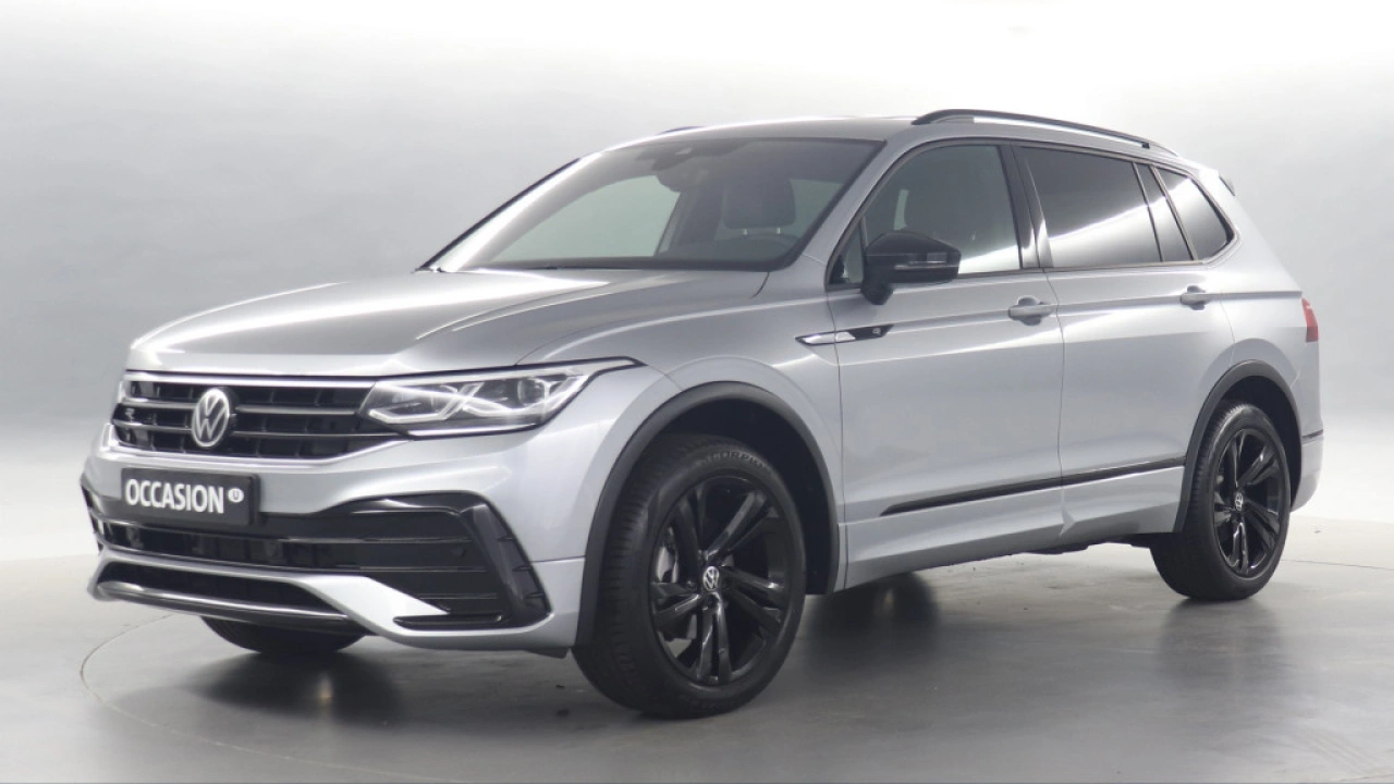 Volkswagen Tiguan Allspace 1.5 TSI R-Line Business 7p. Black Style | LED Matrix | Camera | wegkl. trekhaak