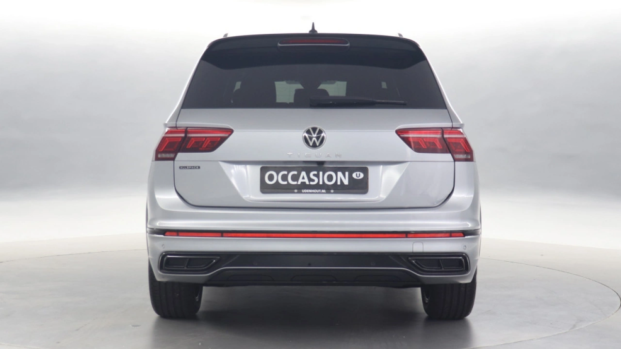Volkswagen Tiguan Allspace 1.5 TSI R-Line Business 7p. Black Style | LED Matrix | Camera | wegkl. trekhaak
