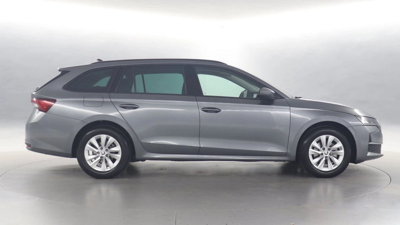 Škoda Octavia Combi 1.5 TSI 115pk MHEV Business Edition DSG
