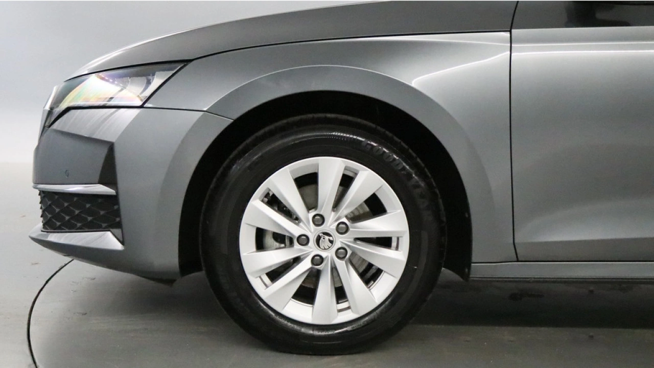 Škoda Octavia Combi 1.5 TSI 115pk MHEV Business Edition DSG