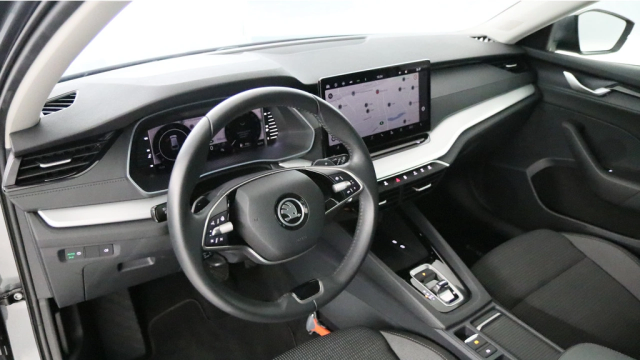 Škoda Octavia Combi 1.5 TSI 115pk MHEV Business Edition DSG