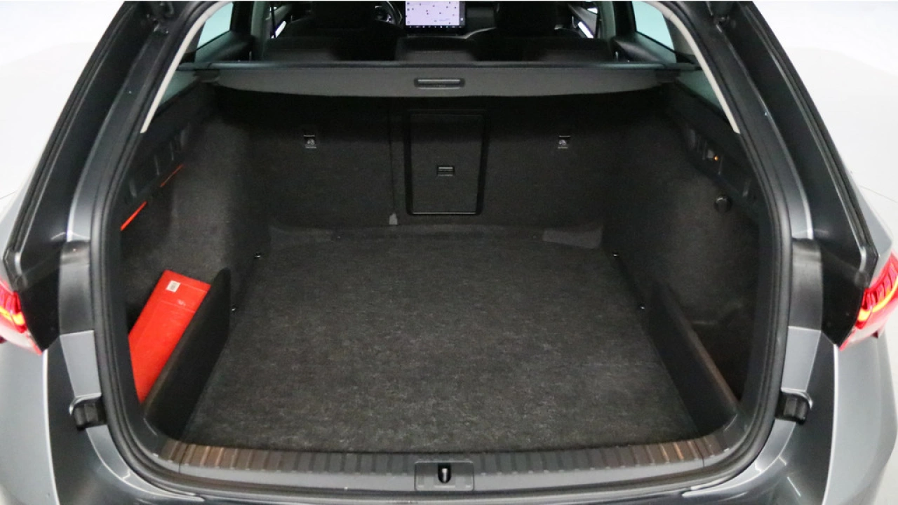 Škoda Octavia Combi 1.5 TSI 115pk MHEV Business Edition DSG
