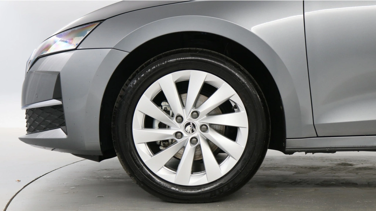 Škoda Octavia Combi 1.5 TSI 115pk MHEV Business Edition DSG