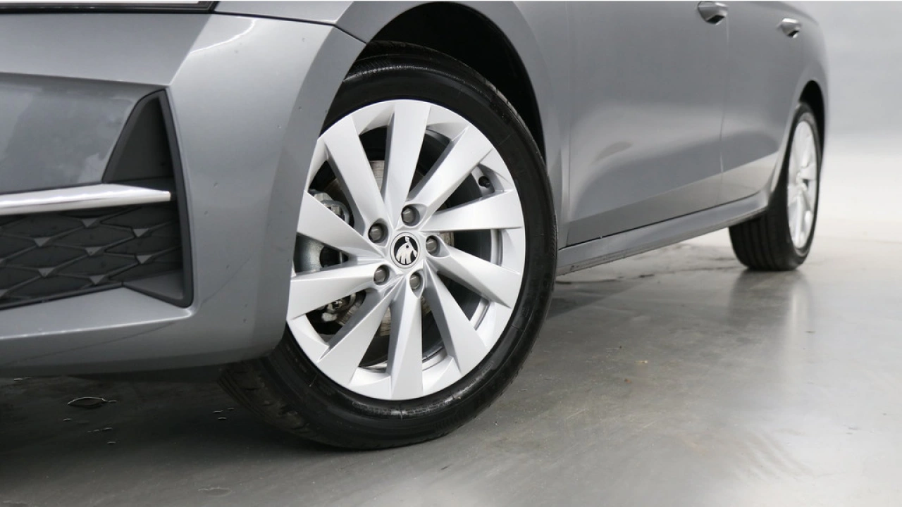 Škoda Octavia Combi 1.5 TSI 115pk MHEV Business Edition DSG