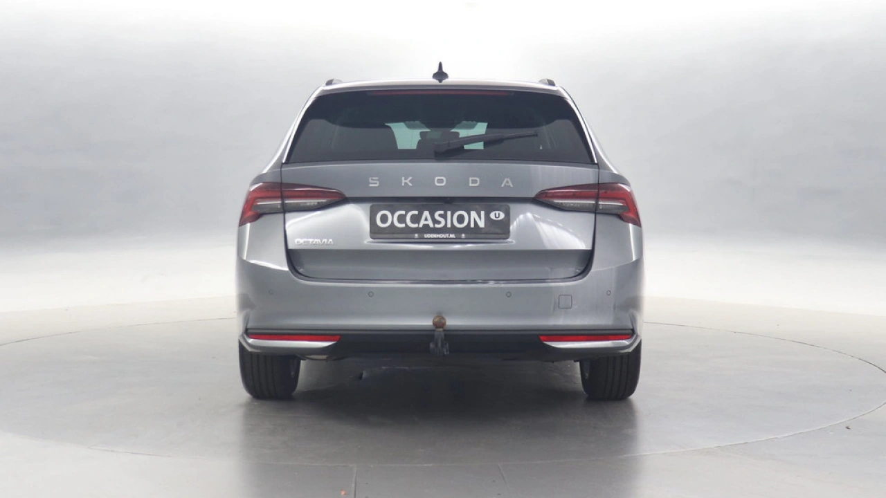 Škoda Octavia Combi 1.5 TSI 115pk MHEV Business Edition DSG