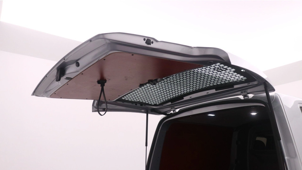 VW Bedrijfswagens Transporter Dubbel Cabine L2H1 2.0 TDI 150pk DSG 3.2T Bulli