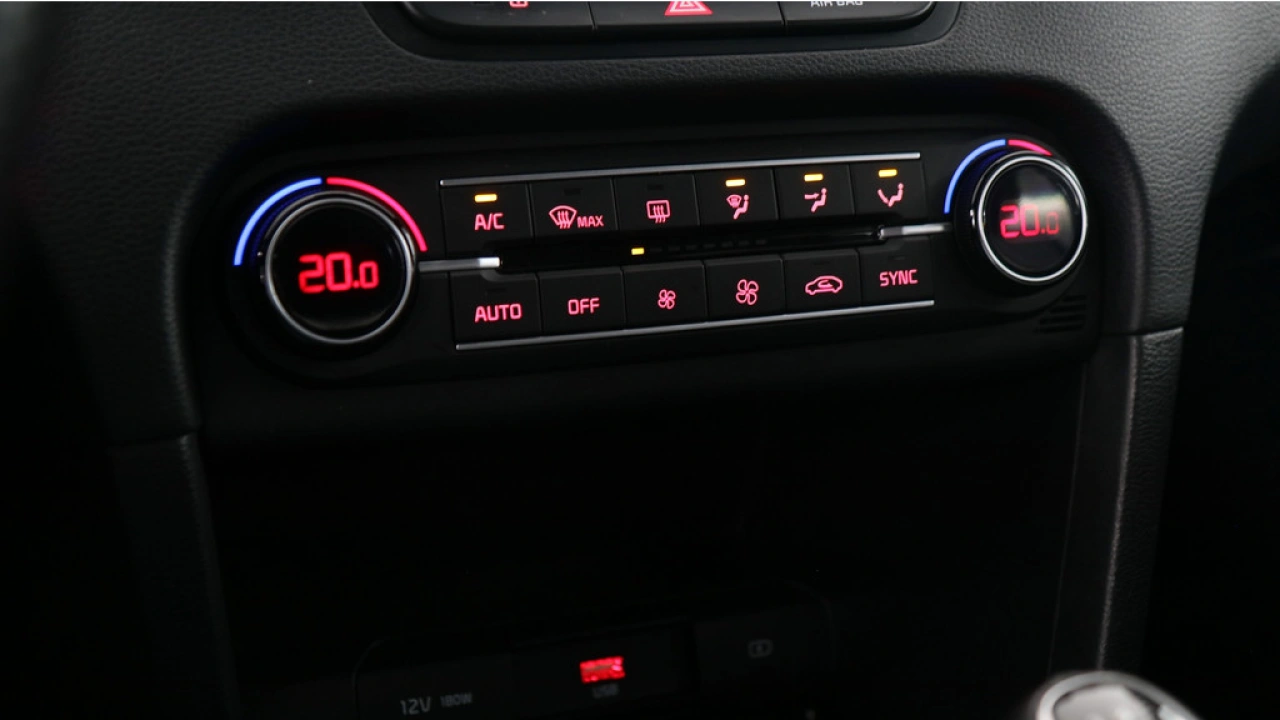 Kia Ceed 1.0 T-GDi GT-Line Edition