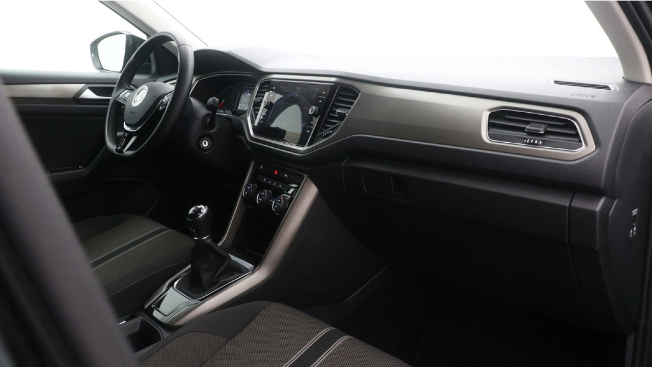 Volkswagen T-Roc 1.0 TSI 110pk Style Navigatie Carplay Climatronic