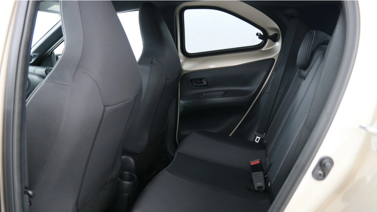 Toyota Aygo X 1.0 VVT-i S-CVT Automaat Premium