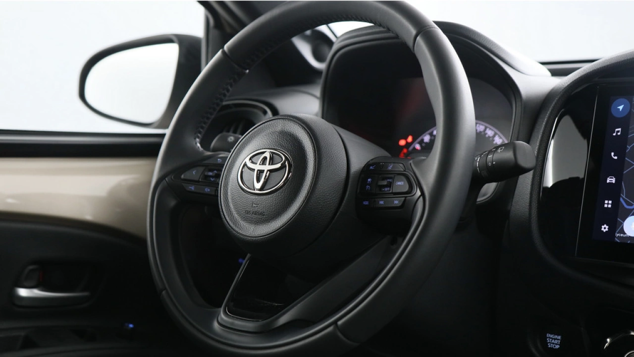 Toyota Aygo X 1.0 VVT-i S-CVT Automaat Premium