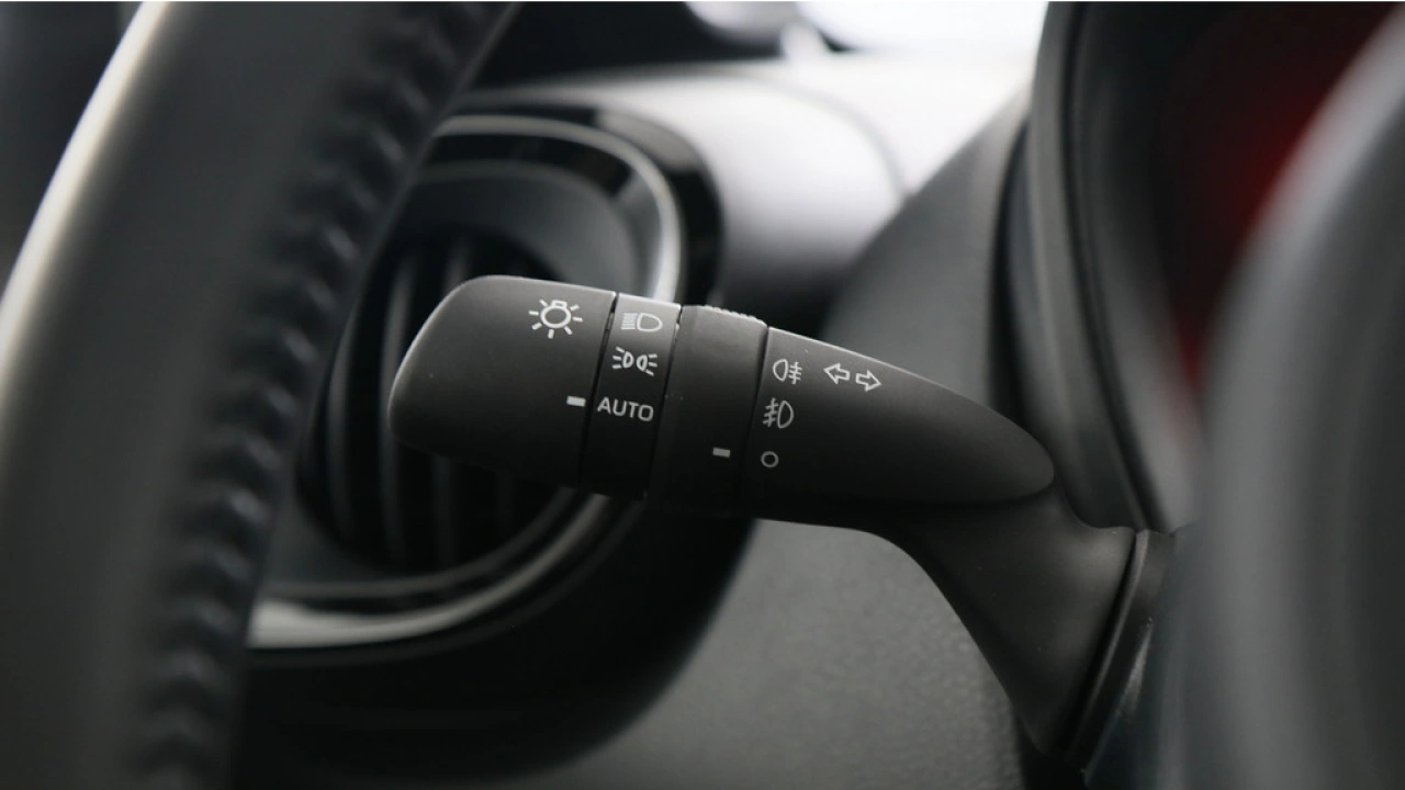 Toyota Aygo X 1.0 VVT-i S-CVT Automaat Premium