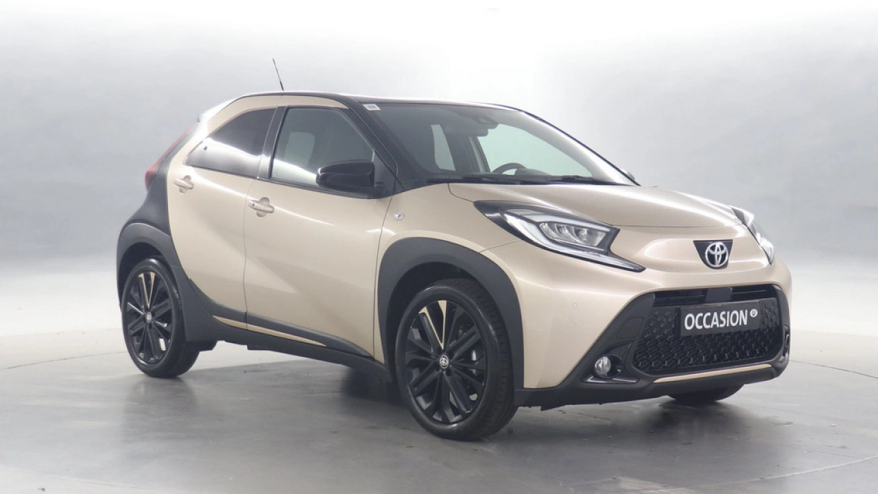 Toyota Aygo X 1.0 VVT-i S-CVT Automaat Premium
