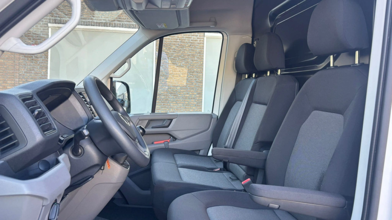 VW Bedrijfswagens Crafter L3H3 2.0 TDI 102pk 3.0T Comfortline