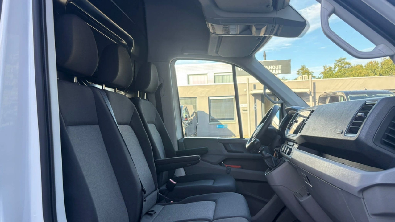 VW Bedrijfswagens Crafter L3H3 2.0 TDI 102pk 3.0T Comfortline