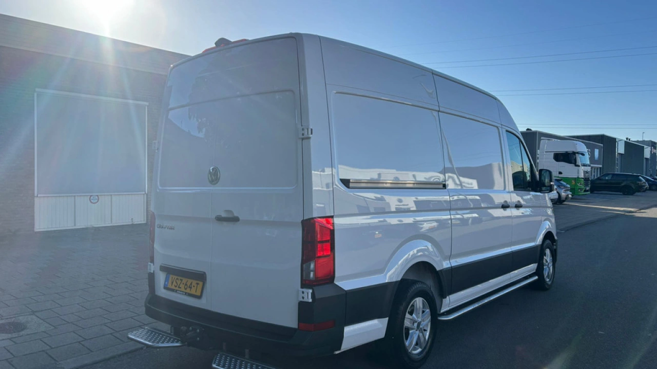 VW Bedrijfswagens Crafter L3H3 2.0 TDI 102pk 3.0T Comfortline