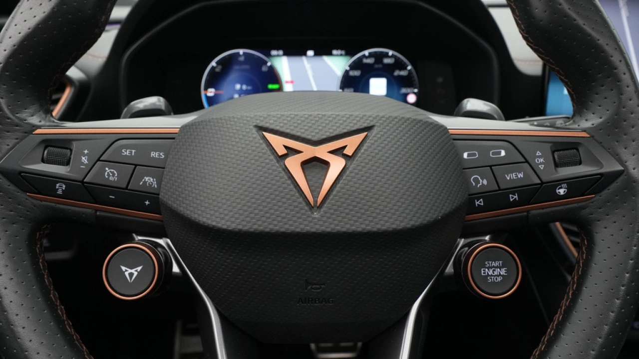 CUPRA Formentor 1.4 e-Hybrid VZ Performance