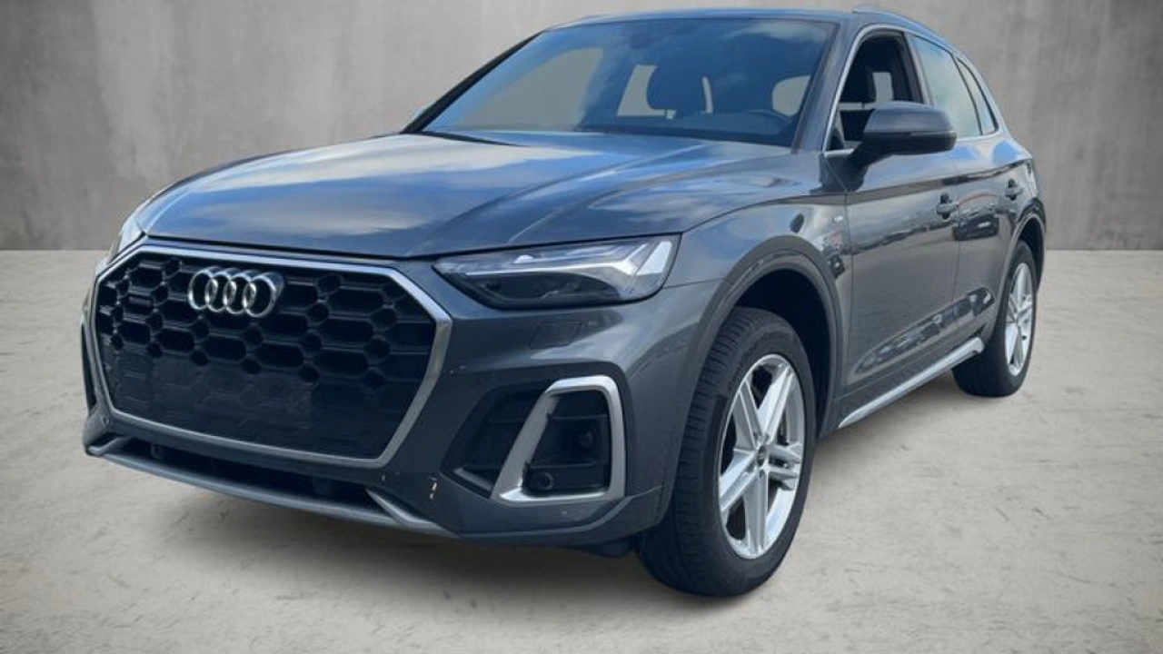 Audi Q5 50 TFSIe 299pk PHEV Quattro S Line int.