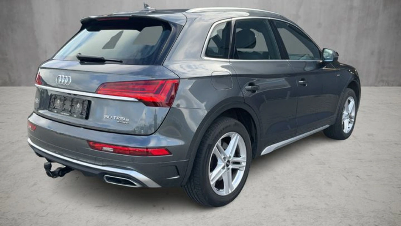 Audi Q5 50 TFSIe 299pk PHEV Quattro S Line int.