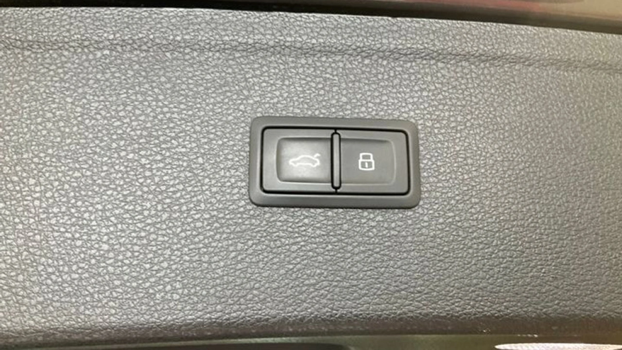 Audi Q5 50 TFSIe 299pk PHEV Quattro S Line int.