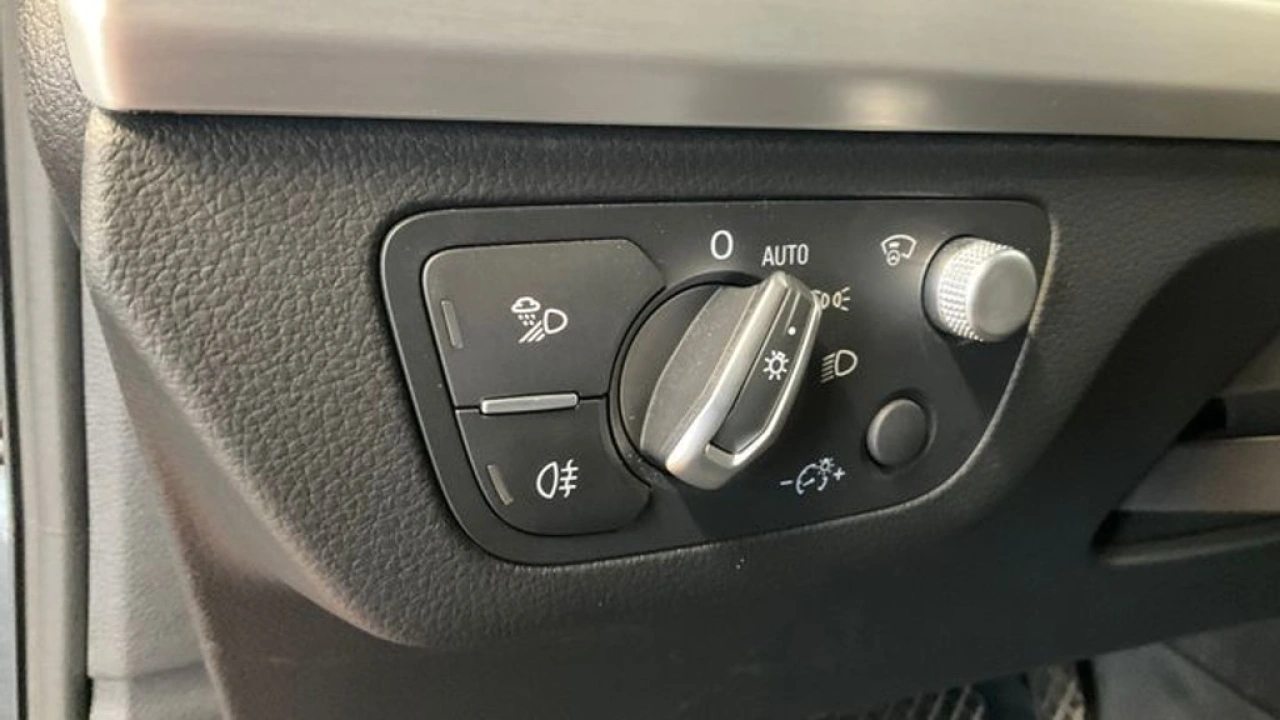 Audi Q5 50 TFSIe 299pk PHEV Quattro S Line int.