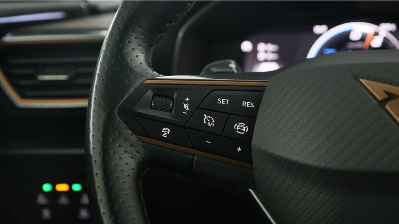 CUPRA Formentor 1.4 TSI eHybrid 204pk PHEV Adrenaline