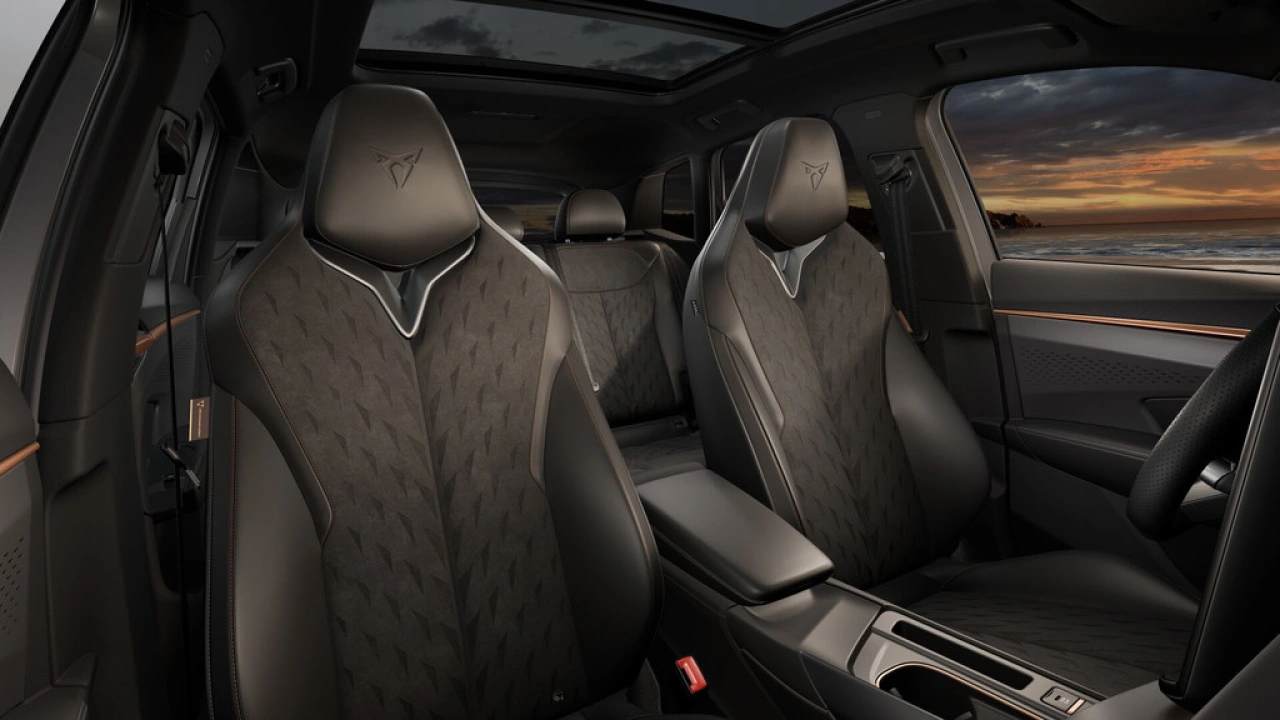 CUPRA Terramar 1.5 TSI e-Hybrid 204 6DSG Business