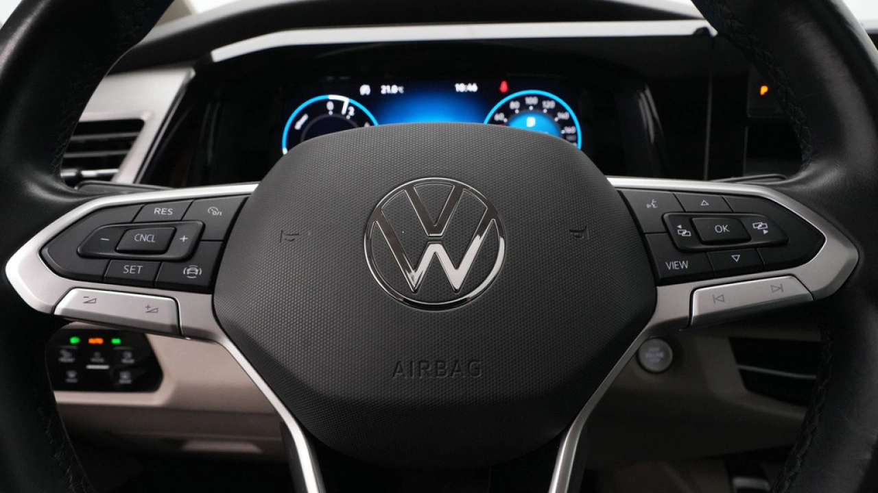 Volkswagen Multivan 1.4 eHybrid 218pk L2 Bulli 7p
