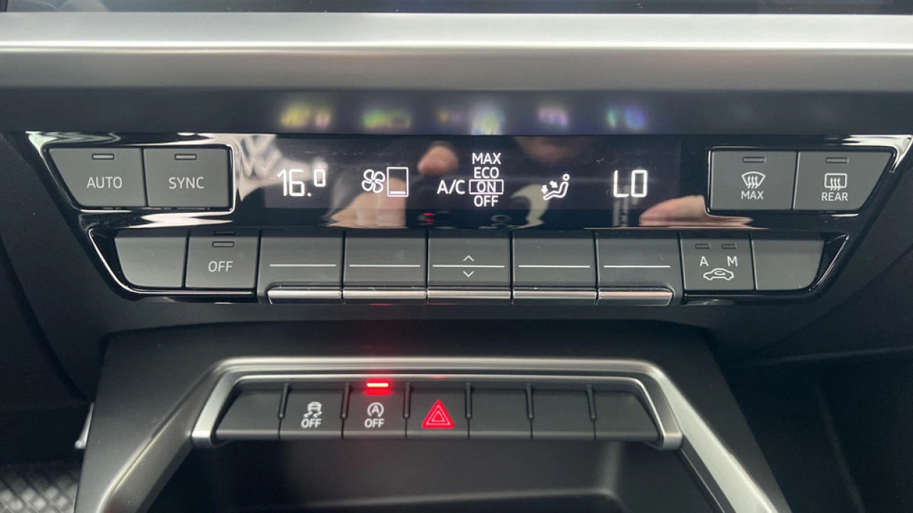 Audi A3 Sportback 30 TFSI 110Pk Pro Line / Parkeerhulp Achter / Carplay