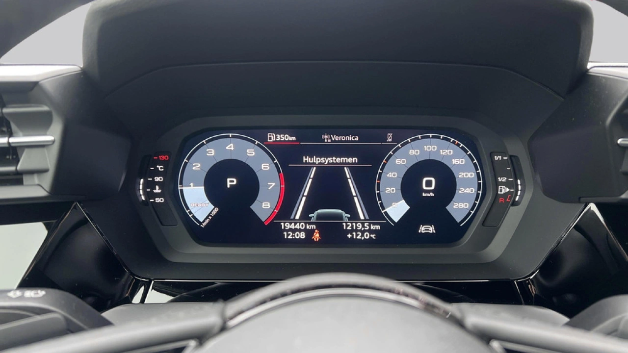 Audi A3 Sportback 30 TFSI 110Pk Pro Line / Parkeerhulp Achter / Carplay