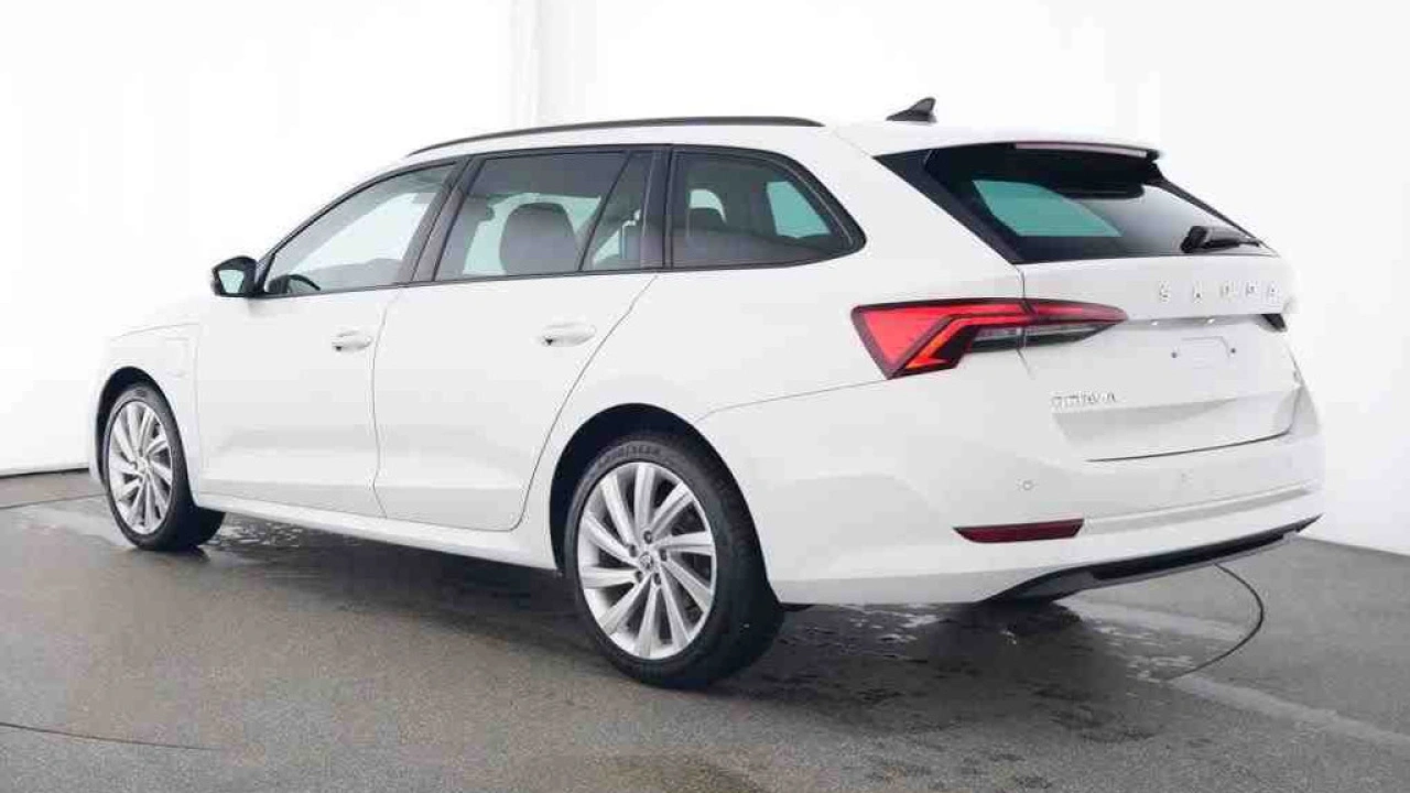 Škoda Octavia Combi 1.4 TSI iV 204pk PHEV Business