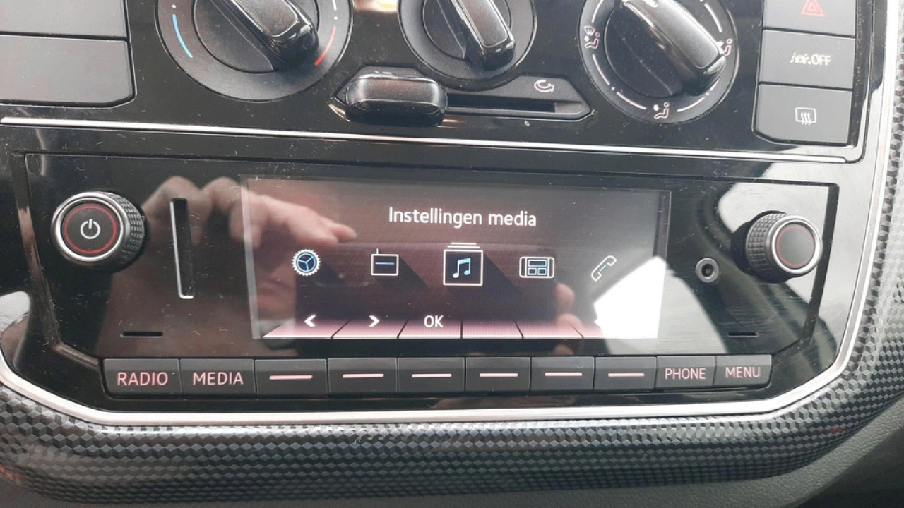Volkswagen up! 1.0 Airco | Smartphone integratie | Lane Assist | DAB |