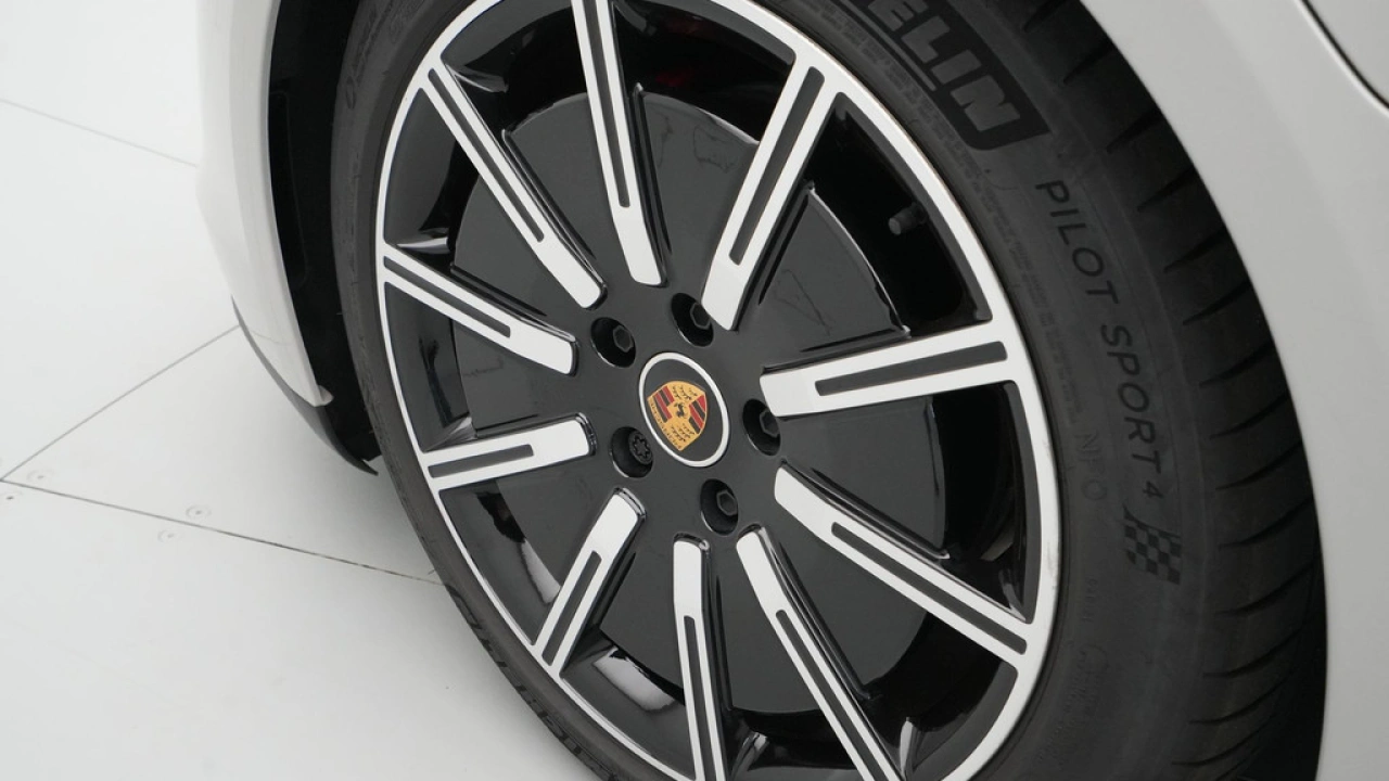 Porsche Taycan Sport Turismo 4S 79 kWh
