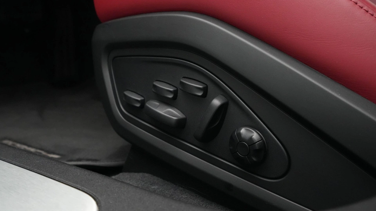 Porsche Taycan Sport Turismo 4S 79 kWh