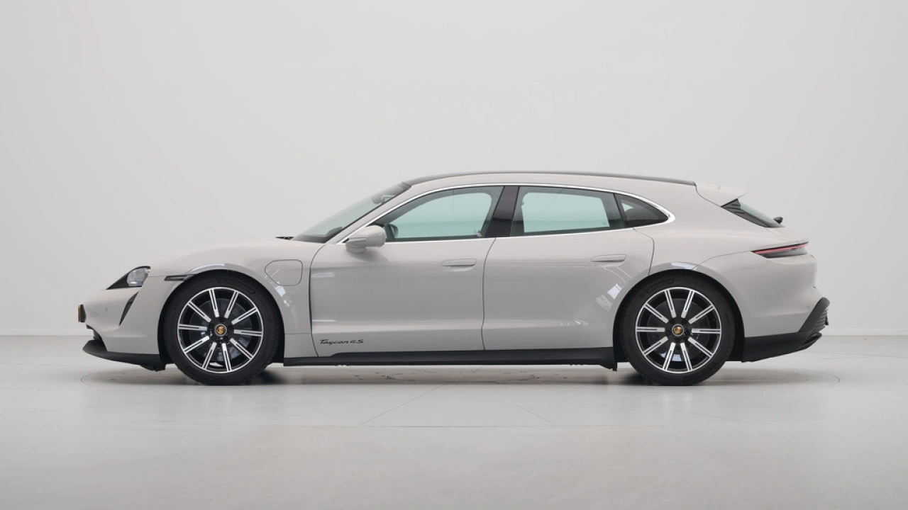 Porsche Taycan Sport Turismo 4S 79 kWh
