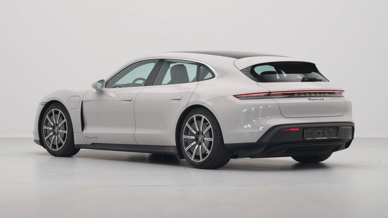 Porsche Taycan Sport Turismo 4S 79 kWh