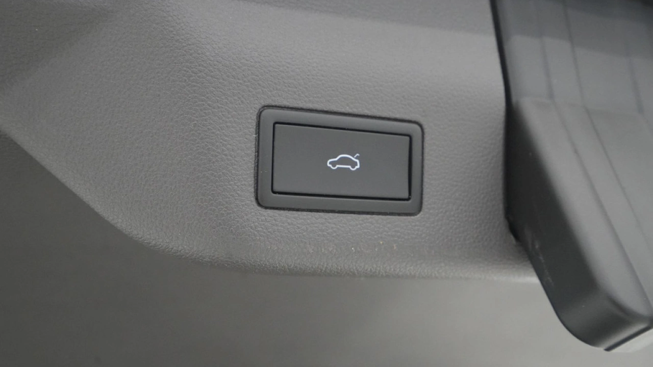 Volkswagen Multivan 1.4 eHybrid 218pk L1H1 Life