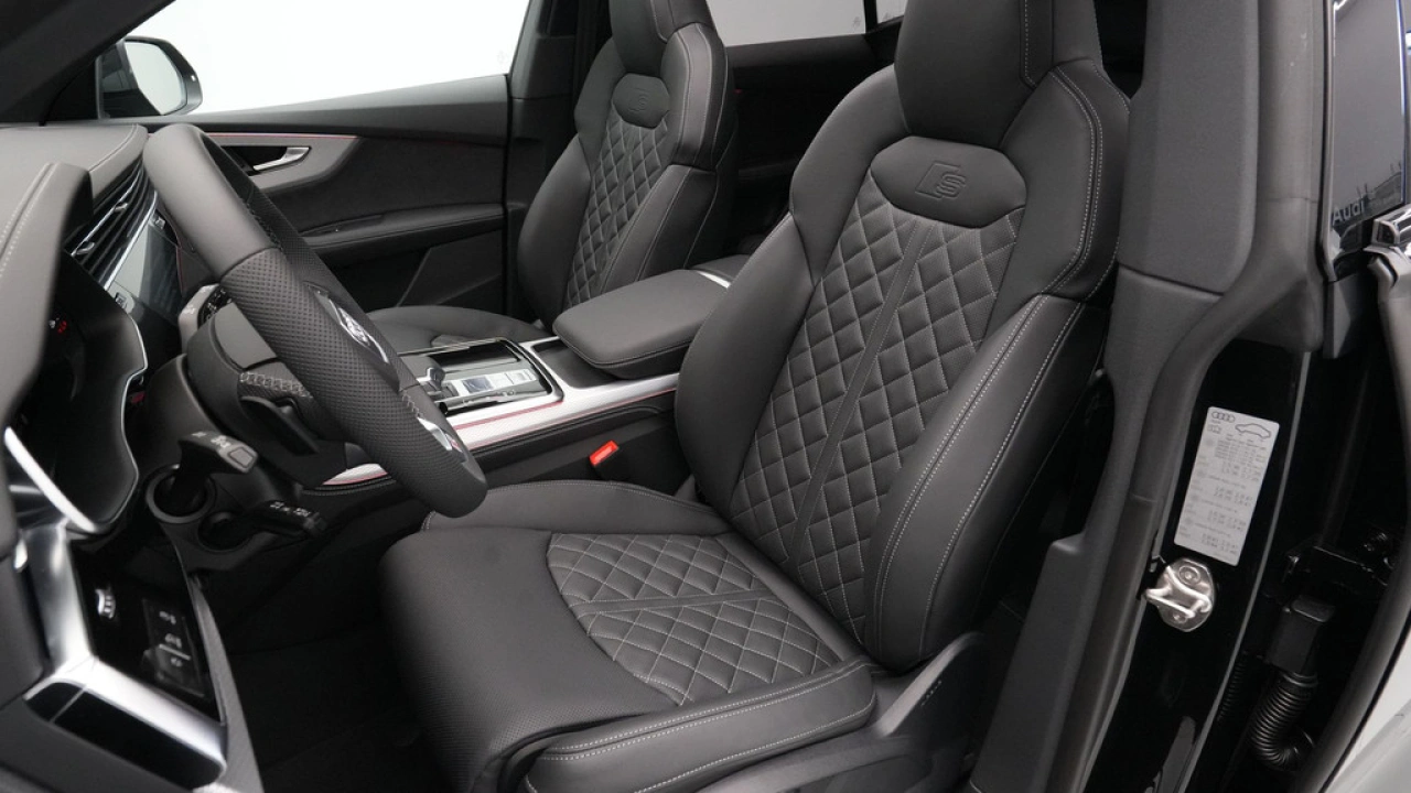 Audi Q8 60 TFSI e quattro Pro Line S S Line Competition
