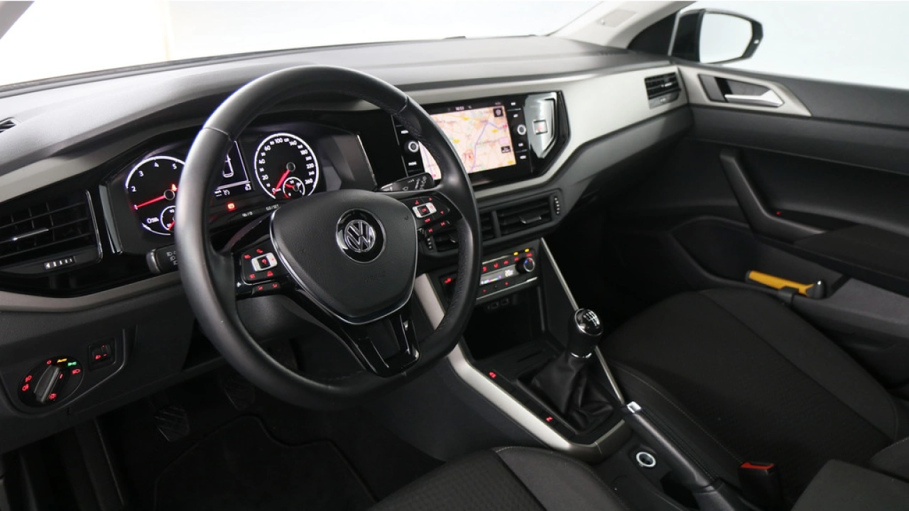 Volkswagen Polo 1.0 TSI 95ppk Comfortline Business