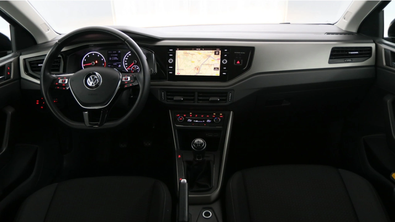 Volkswagen Polo 1.0 TSI 95ppk Comfortline Business