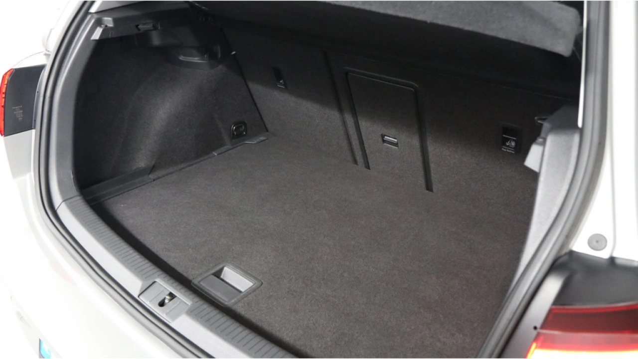 Volkswagen Golf 1.0 TSI 110pk Comfortline Navigatie Pdc Climatronic